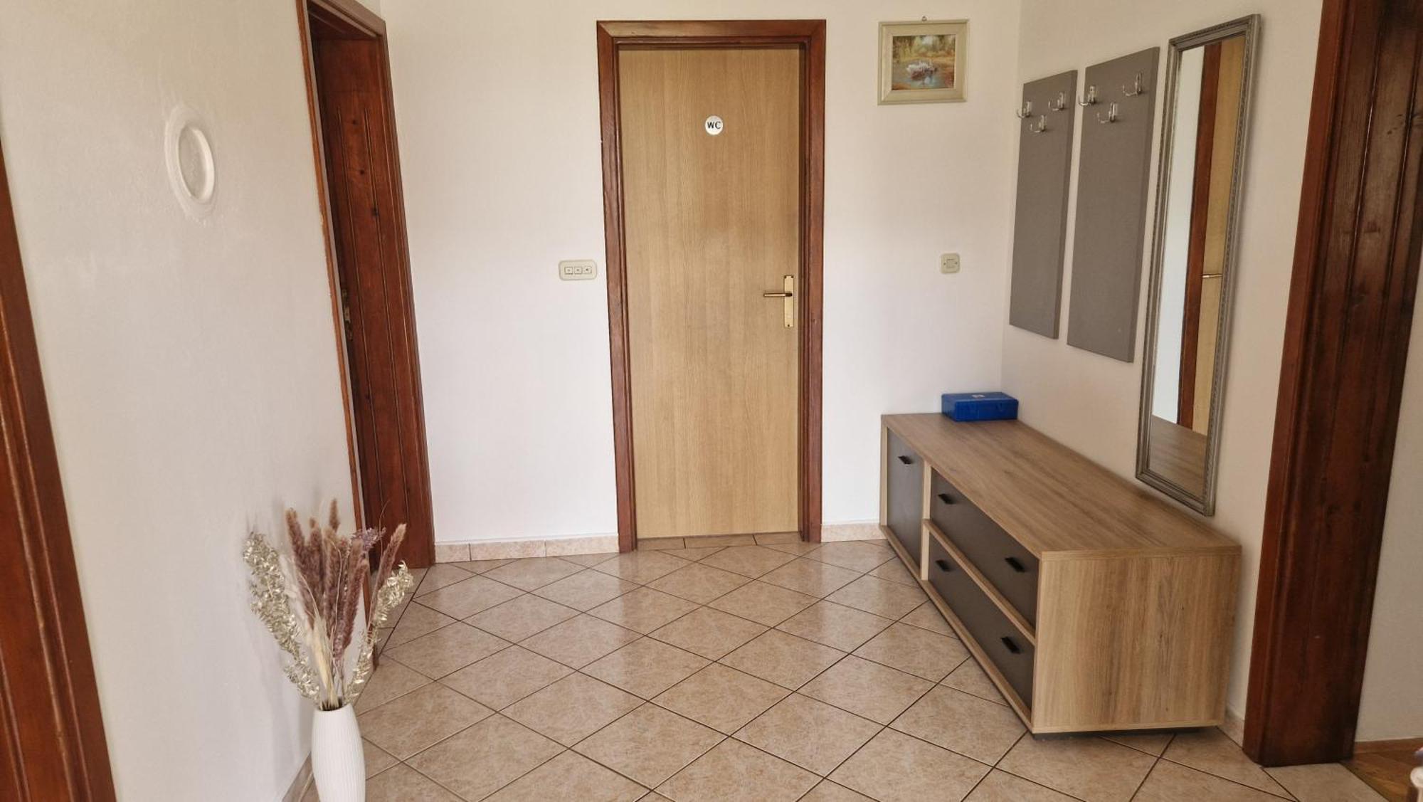 Apartment Nikolina Grabovac  Luaran gambar